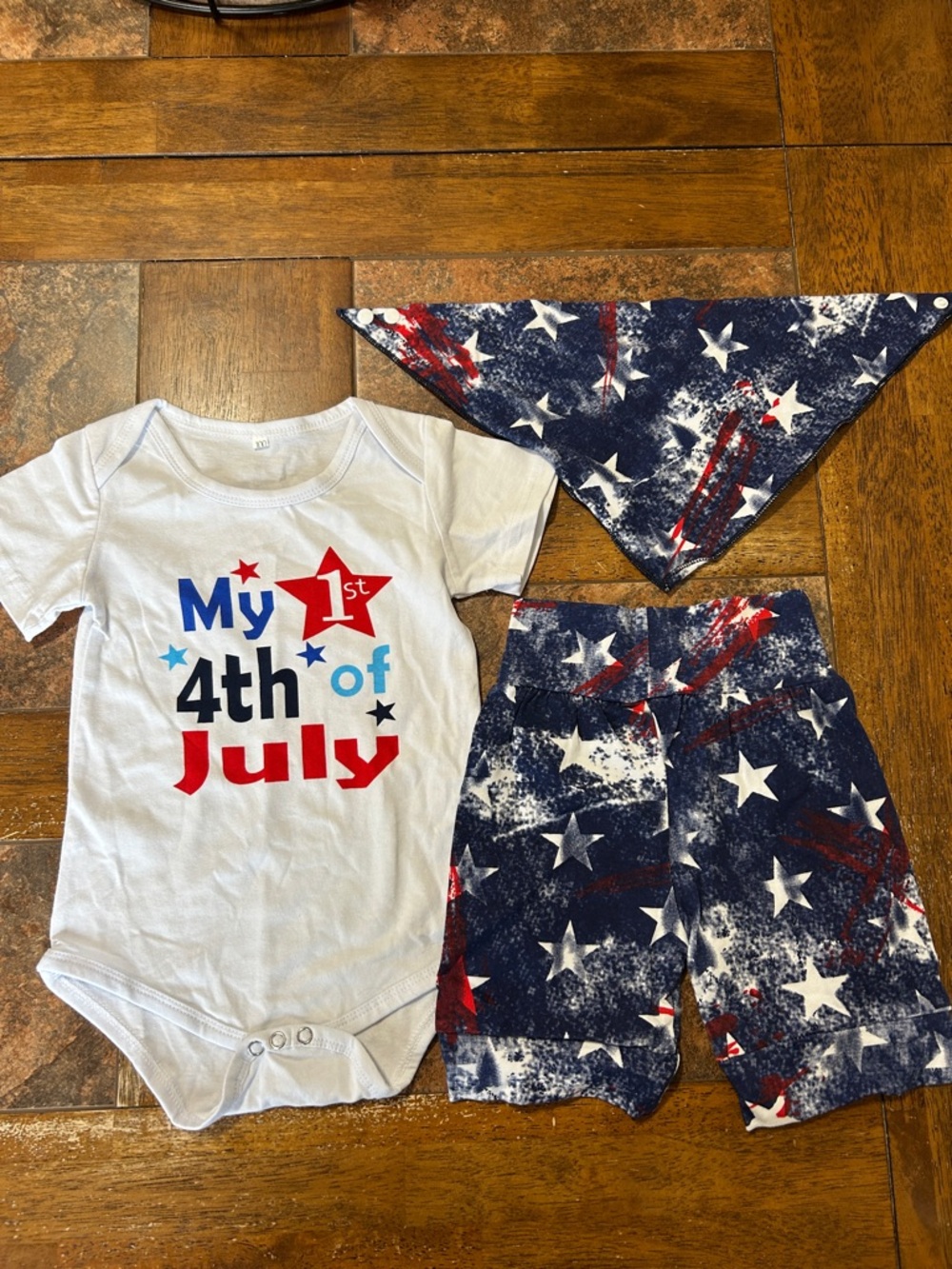 Baby 4th of July Outfit Set - White Bodysuit & Star Shorts/romper with Bandana